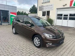 Braun Gebraucht 2017 VW Touran Comfortline Van / Kleinbus | 17.900 € (Fairer Preis)