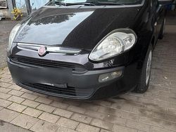 Schwarz Gebraucht 2010 Fiat Punto Kleinwagen | 2.500 € (Etwas zu teuer)
