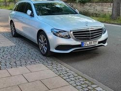 Silber Gebraucht 2017 Mercedes E220 Luxury Kombi | 22.500 € (Etwas zu teuer)