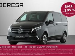 Obsidianschwarz Gebraucht 2024 Mercedes V300 Avantgarde Van / Kleinbus | 67.480 € (Fairer Preis)