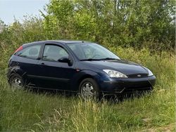 Blau Gebraucht 2004 Ford Focus Kleinwagen | 349 € (Superpreis)