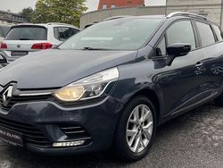 Blau Gebraucht 2020 Renault Clio GrandTour LIMITED Kombi | 10.590 € (Fairer Preis)