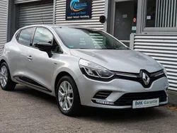 Silber Gebraucht 2019 Renault Clio IV LIMITED Limousine | 7.990 € (Guter Preis)