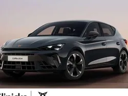 Blau Neu 2025 Cupra Leon Limousine | 30.590 € (Guter Preis)