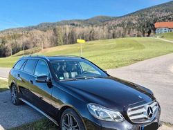 Schwarz Gebraucht 2016 Mercedes E200 Avantgarde Kombi | 18.400 € (Fairer Preis)