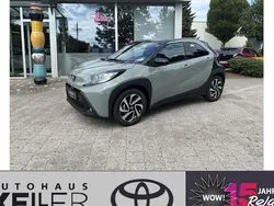 Celestite grey metallic/ dach mysticschwarz mica Neu 2025 Toyota Aygo Kleinwagen | 21.360 €