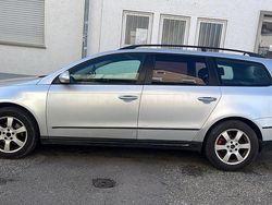 Silber Gebraucht 2010 VW Passat Highline Kombi | 2.400 € (Superpreis)