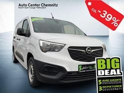 Weiß Gebraucht 2022 Opel Combo Edition Van / Kleinbus | 18.910 € (Etwas zu teuer)