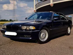 Blau Gebraucht 1999 BMW 735L Limousine | 6.500 €