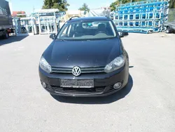Schwarz Gebraucht 2014 VW Golf VII Comfortline Kombi | 3.250 € (Superpreis)