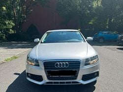 Silber Gebraucht 2011 Audi A4 Limousine | 5.900 € (Guter Preis)