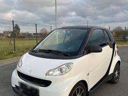 Weiß Gebraucht 2010 Smart ForTwo Coupé Coupé | 3.300 € (Guter Preis)