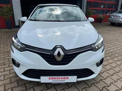 Weiß Gebraucht 2021 Renault Clio V Business Kleinwagen | 14.900 € (Etwas zu teuer)
