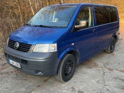 Blau Gebraucht 2007 VW T5 Van | 8.500 € (Etwas zu teuer)