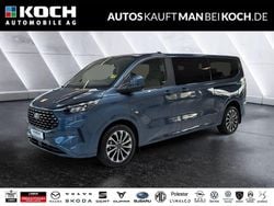 Rot Neu 2025 Ford Tourneo Titanium Van / Kleinbus | 51.990 € (Superpreis)