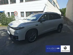 Grau Gebraucht 2025 Leapmotor C10 SUV | 37.880 € (Fairer Preis)