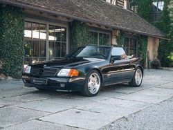 Beige Gebraucht 1990 Mercedes SL300 Cabrio | 17.900 €