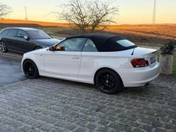 Weiß Gebraucht 2009 BMW 118 Cabriolet Cabrio | 7.900 € (Fairer Preis)