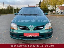 Grün Gebraucht 2001 Nissan Almera Tino Van / Kleinbus | 2.799 € (Teuer)