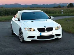 Weiß Gebraucht 2008 BMW M3 Sport Line Coupé | 56.600 € (Etwas zu teuer)