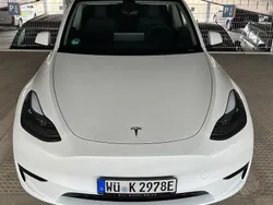 Weiß Gebraucht 2023 Tesla Model Y Standard Range SUV | 35.900 € (Superpreis)