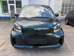 Grün Gebraucht 2021 Smart ForTwo Electric Drive Coupé | 11.400 € (Fairer Preis)