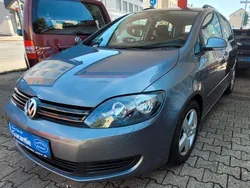 Grau Gebraucht 2011 VW Golf Plus Cross Comfortline Van / Kleinbus | 6.800 € (Fairer Preis)