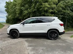 Weiß Gebraucht 2017 Seat Ateca Style SUV | 13.800 € (Etwas zu teuer)