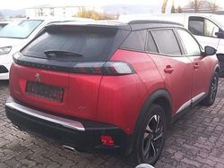 Elixier rot metallic / schwarz elixier rot metallic / schwarz Gebraucht 2021 Peugeot 2008 GTi SUV | 21.808 € (Teuer)