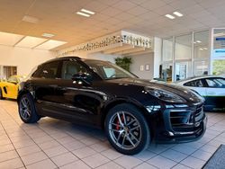 Tiefschwarzmetallic Gebraucht 2023 Porsche Macan S SUV | 75.850 € (Teuer)
