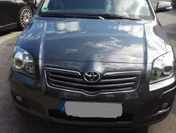 Grau Gebraucht 2006 Toyota Avensis Limousine | 3.500 € (Fairer Preis)