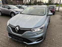 Baltic grey Gebraucht 2020 Renault Mégane IV Intens Limousine | 18.900 € (Etwas zu teuer)