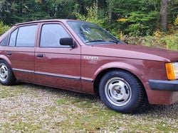 Braun Gebraucht 1984 Opel Kadett Limousine | 3.500 €