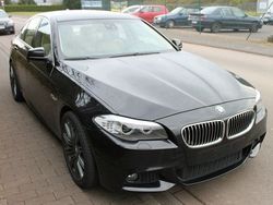 Schwarz metallic Gebraucht 2010 BMW 525 M Sport Limousine | 21.895 €