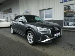 Grau Gebraucht 2024 Audi Q2 S-Line SUV | 26.999 € (Guter Preis)