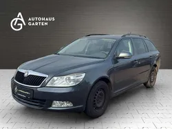 Grau Gebraucht 2010 Skoda Octavia Ambiente Kombi | 1.450 € (Superpreis)