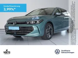 Maripositgrün metallic Gebraucht 2024 VW Passat Elegance Kombi | 36.480 €
