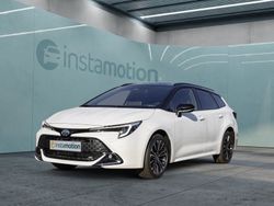 Weiß Gebraucht 2024 Toyota Corolla Limousine | 36.939 € (Etwas zu teuer)