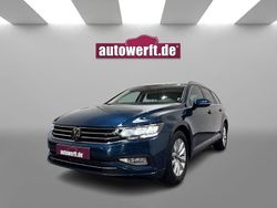 Blau Gebraucht 2023 VW Passat Kombi | 25.990 € (Fairer Preis)