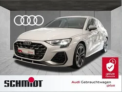 Gletscherweiß metallic Gebraucht 2024 Audi S3 Ambiente Limousine | 41.940 €