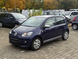 Blau Gebraucht 2015 VW up! CLUB Kleinwagen | 4.490 € (Guter Preis)