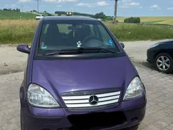 Violet Gebraucht 1998 Mercedes A190 Limousine | 2.999 €
