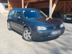 Grün Gebraucht 2004 VW Golf IV Kleinwagen | 2.400 € (Fairer Preis)