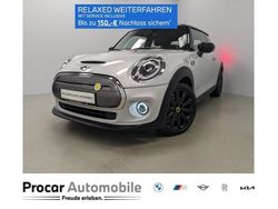 Silber (white silver metallic) Gebraucht 2021 Mini Cooper SE Kleinwagen | 18.940 € (Etwas zu teuer)