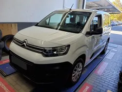 Lackierung weiss icy/typ ausse Gebraucht 2022 Citroën e-Berlingo Live Van / Kleinbus | 19.900 € (Guter Preis)