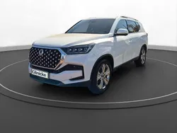 White perl metallic Gebraucht 2022 Ssangyong Rexton Crystal SUV | 37.970 € (Fairer Preis)