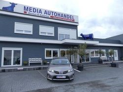 Andere Gebraucht 2015 Toyota Auris Hybrid Limousine | 11.900 €
