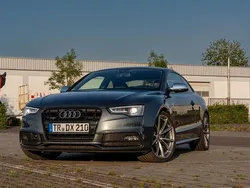 Grau Gebraucht 2014 Audi A5 Advanced Coupé | 22.500 € (Teuer)