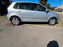 Silber Gebraucht 2009 VW Polo Kleinwagen | 3.050 € (Guter Preis)