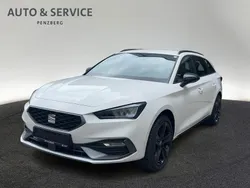 Weiß Neu 2025 Seat Leon Black Edition | 37.990 €